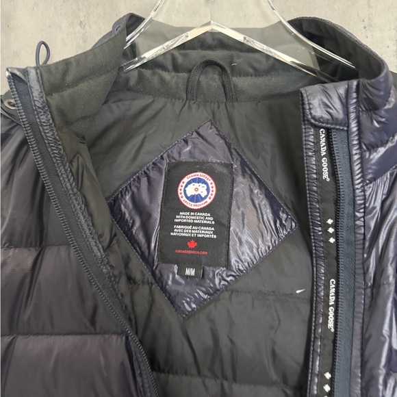 Canada Goose Women's HyBridge Lite Hooded Coat M - Picture 2 of 4